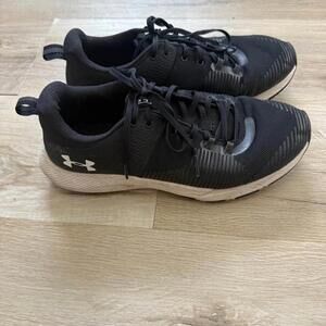 Under Armour Charged Engage Running Shoes Men's Size 9.5‎ Black Sneakers